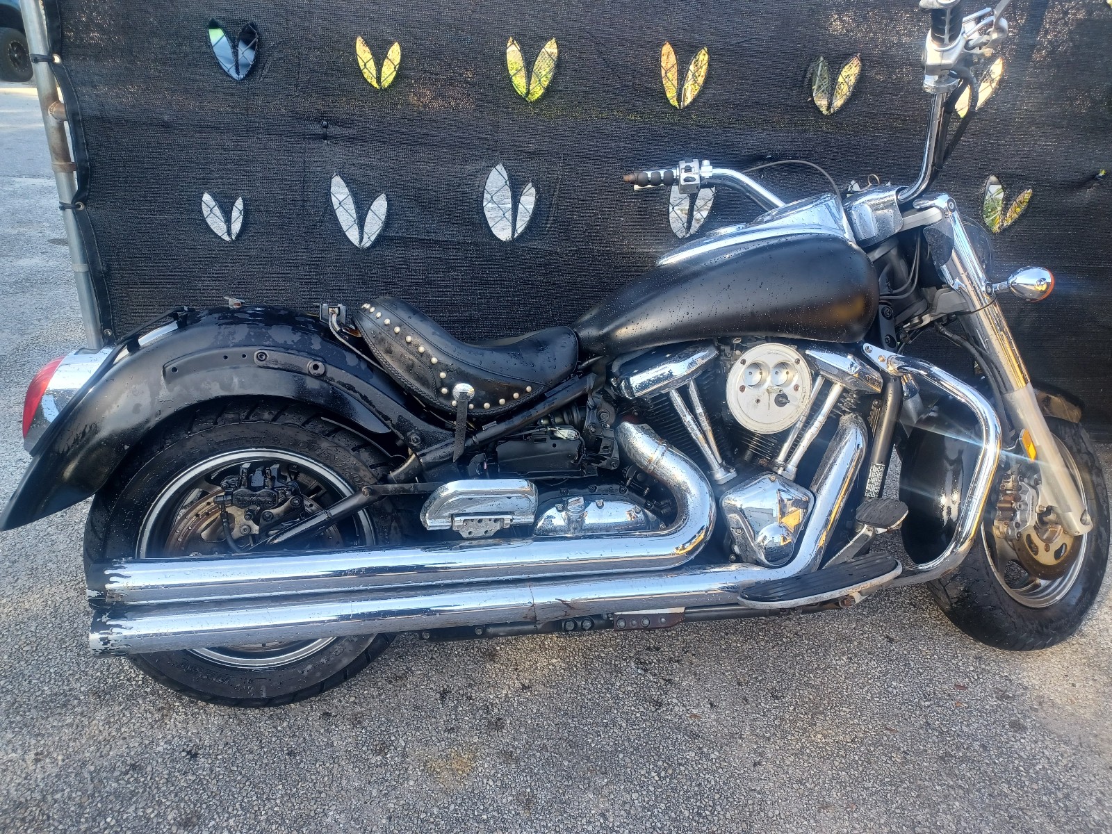 04 VN2000
